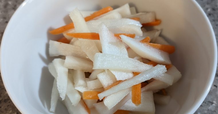 Pickled Daikon Radish and Carrots